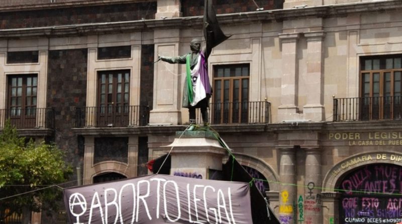 Activistas piden despenalizar aborto en el Estado de México