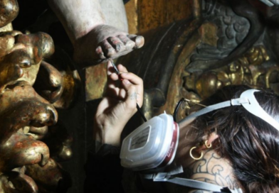 Así limpian el Altar de los Reyes en la Catedral Metropolitana